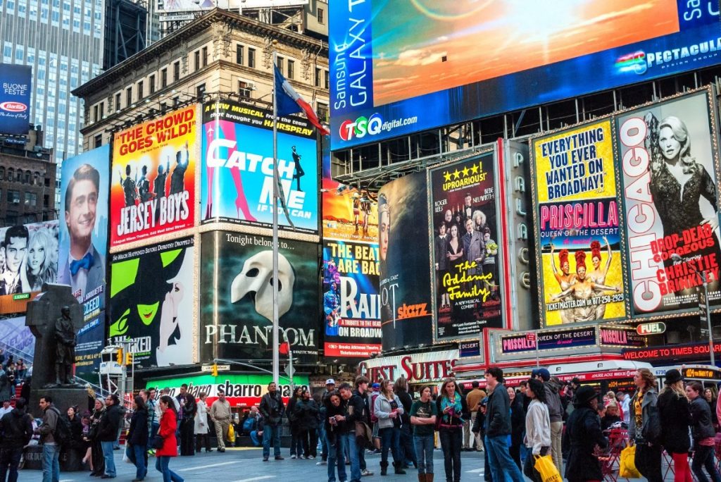 Životem pulzující newyorské náměstí Times Square.