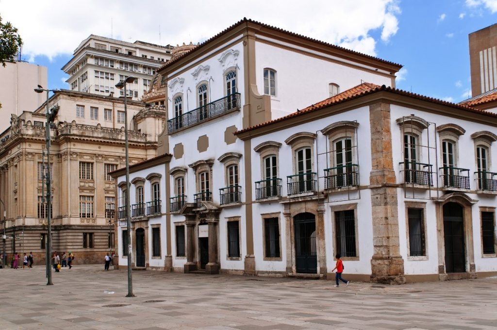 Císařský palác v Rio de Janeiro patří mezi nejneokázalejší císařská sídla světa.