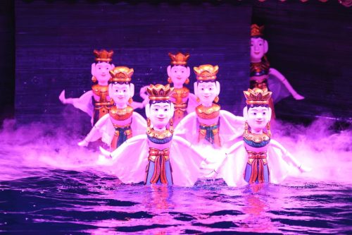 Jedinečné vodní loutkové divadlo v Hanoji