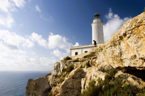 : Maják Far de la Mola na nejvýchodnějším cípu Formentery
