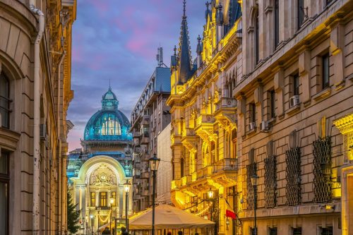 Historické centrum Bukurešti v noci