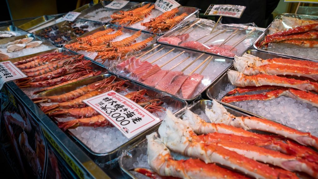Japonsko - čerstvé zboží v Tsukiji market v Tokiu