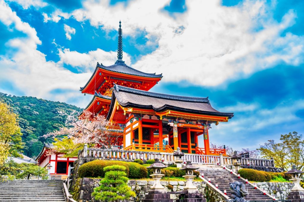 Japonsko - chrám Kiyomizu-dera v Kjótu
