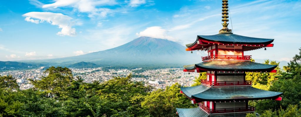 Japonsko - Chureito pagoda s výhledem na horu Fuji