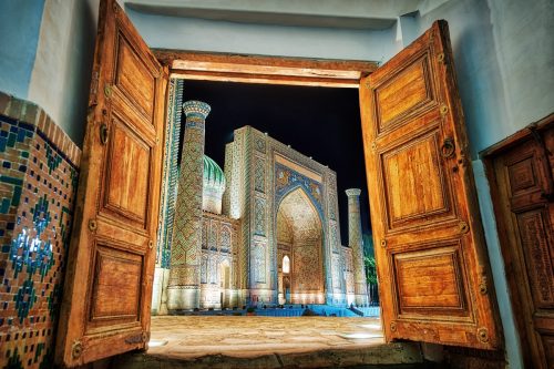 Náměstí Registan ve městě Samarkand, Uzbekistán
