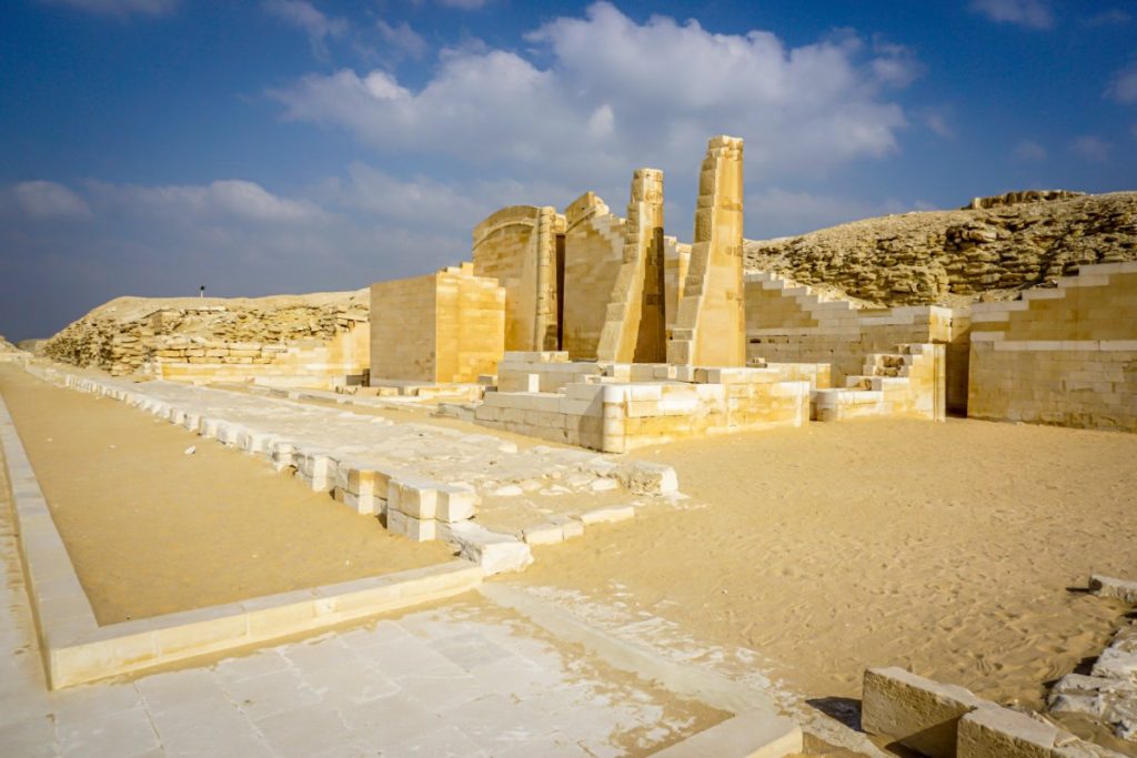Egypt - Archeologický komplex Sakkára