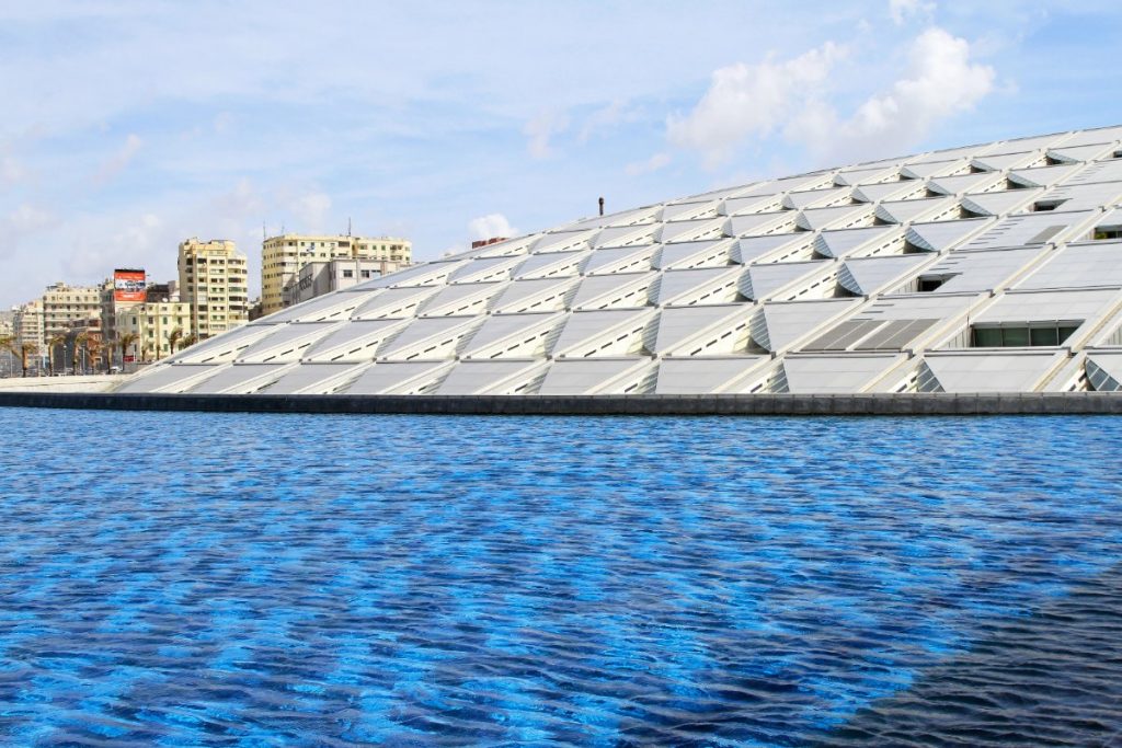 Egypt - knihovna v Alexandrii