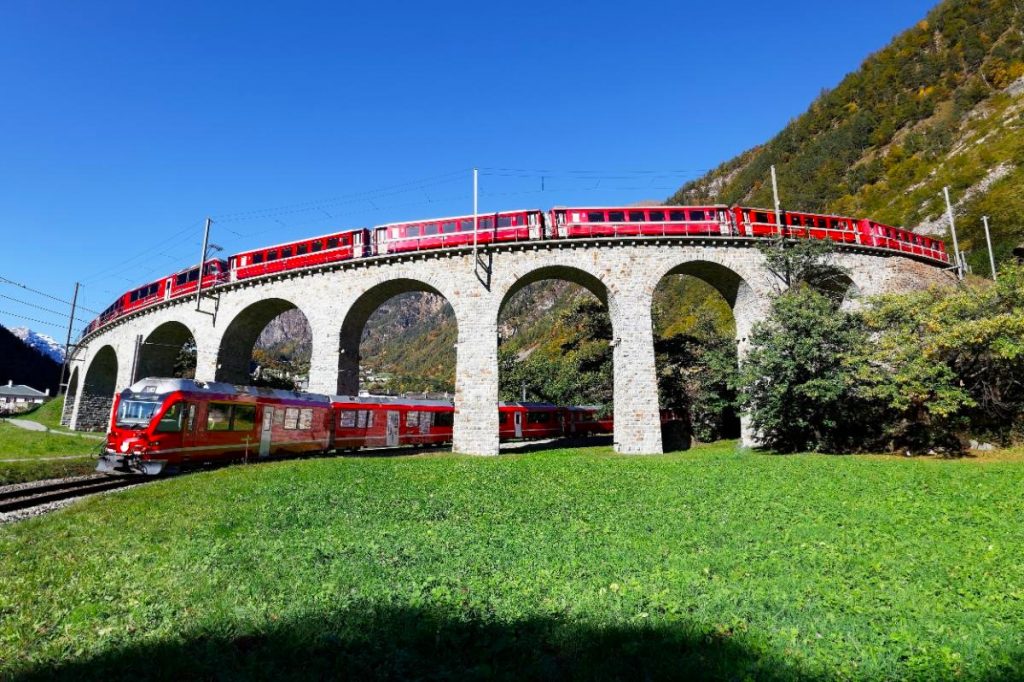 Bernina Express, Švýcarsko. Viadukt Spirály Brusio