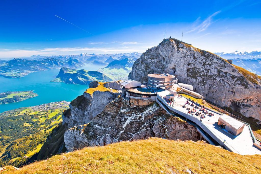 Vrchol Hory Pilatus A Výhled Na Jezero Lucern