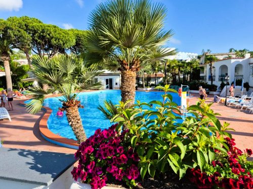 hotelový termální bazén V hotelu Park Imperial 4* 
