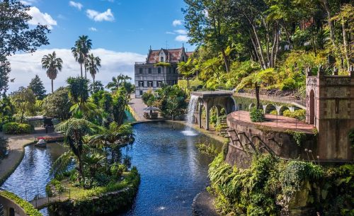 Tropická zahrada Monte Palace Tropical Garden, kde se ponoříte do exotické zeleně, klidu a barevné krásy Madeiry